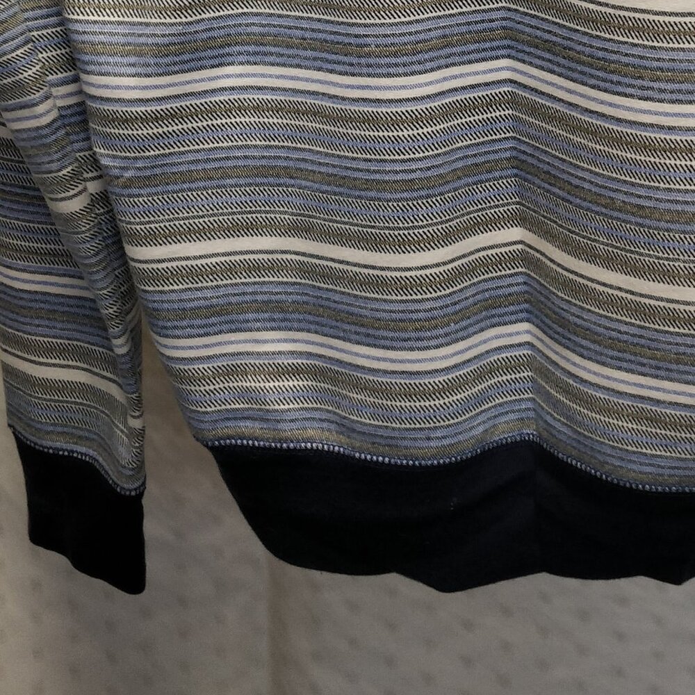 Blue variable stripe pattern crewneck sweater - Picture 3 of 3